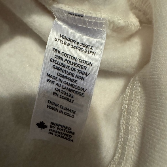 Northern Reflections Green Leaf Print Top - Picture 3 of 5